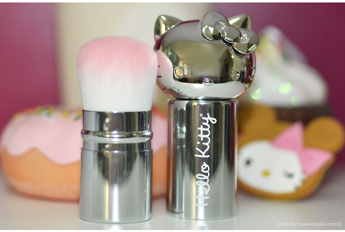 makeup_hello_kitty