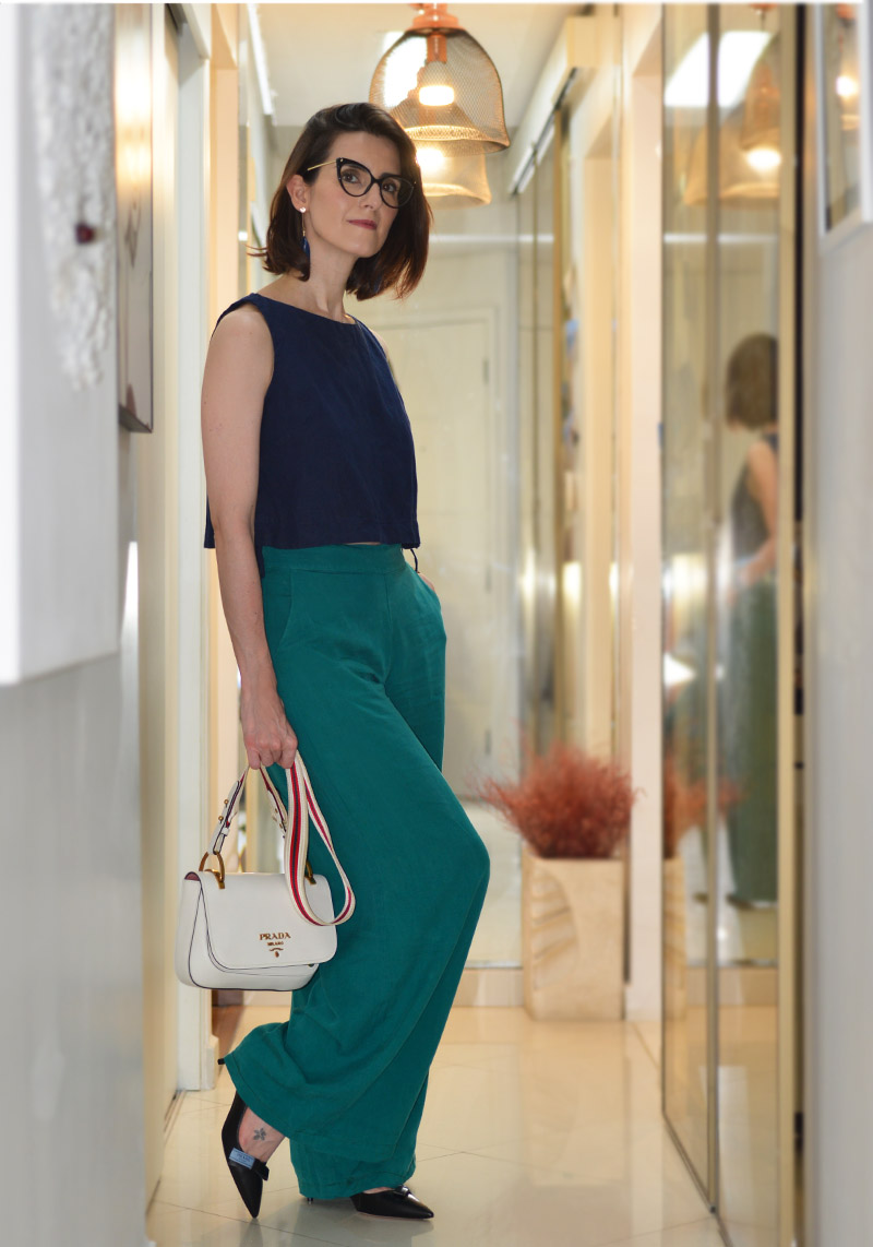 #ModaNoMake | Verde e azul marinho, pantalona e cropped